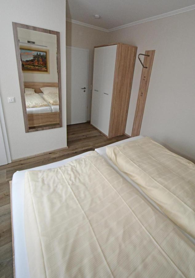 Hotel Weinhaus Hehner-Kiltz Waldböckelheim Esterno foto