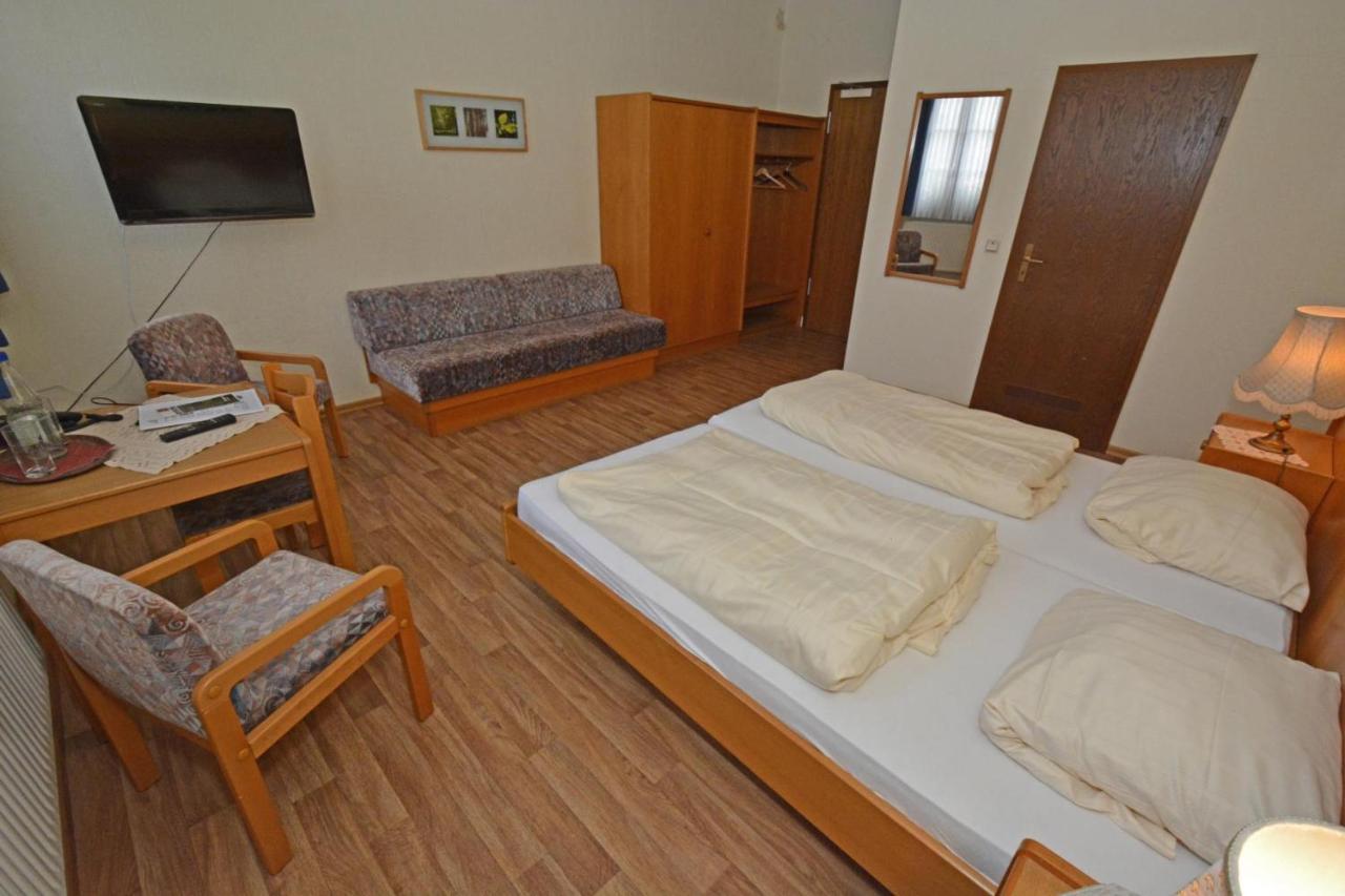 Hotel Weinhaus Hehner-Kiltz Waldböckelheim Esterno foto