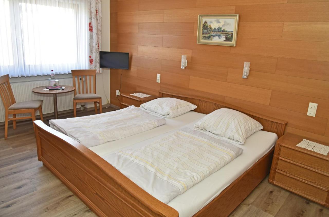 Hotel Weinhaus Hehner-Kiltz Waldböckelheim Esterno foto